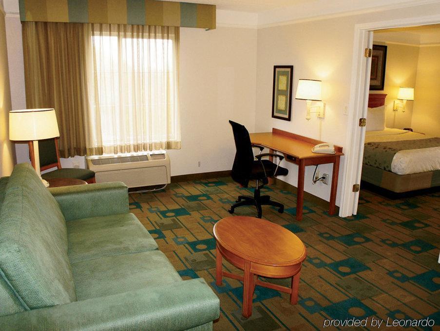 La Quinta By Wyndham Atlanta Conyers Hotel Kültér fotó